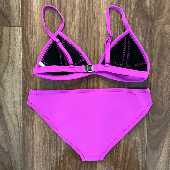 NWT Neoprene Bikini Fucsia size M - Picture 2 of 2
